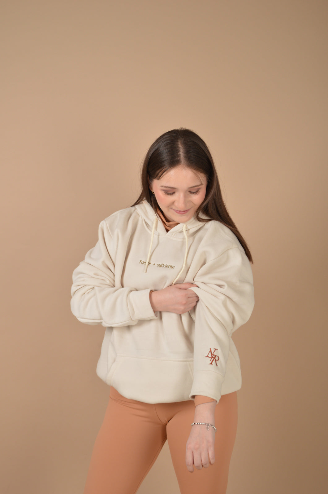 HODDIE fuerte+suficiente