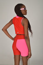 Cargar imagen en el visor de la galería, Crop bicolor XOXO
