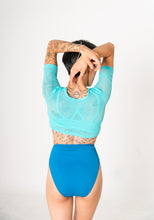 Cargar imagen en el visor de la galería, Crop top Mesh Aqua
